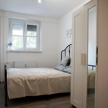 Cozy Garden-view - & Connected Apartment *